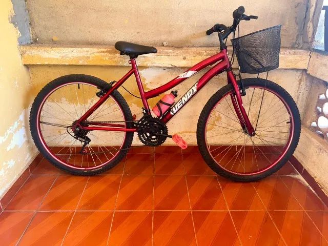 Bicicleta Wendy vermelha