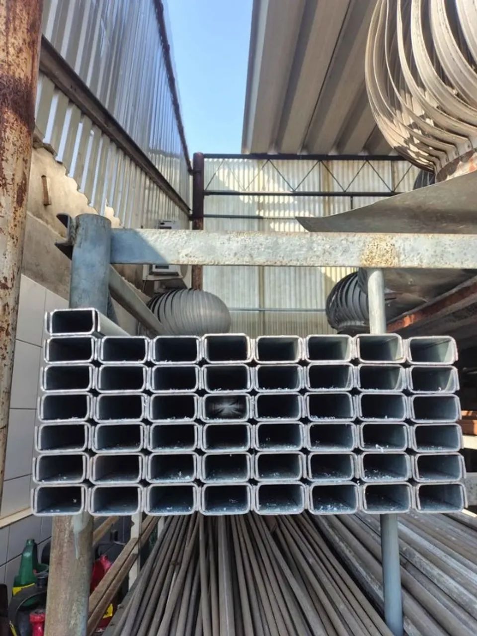 Viga u / Perfil u / Vigas de ferro / Terças de ferro / Estrutura Metálica - Foto 3