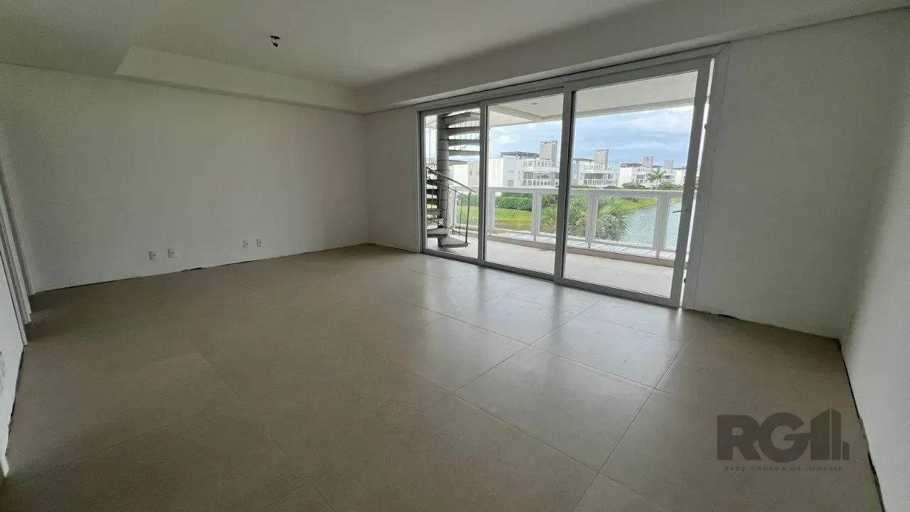 Apartamento à venda no Condomínio Rossi Atlântida, 3 dormitórios, 164 m² de área útil