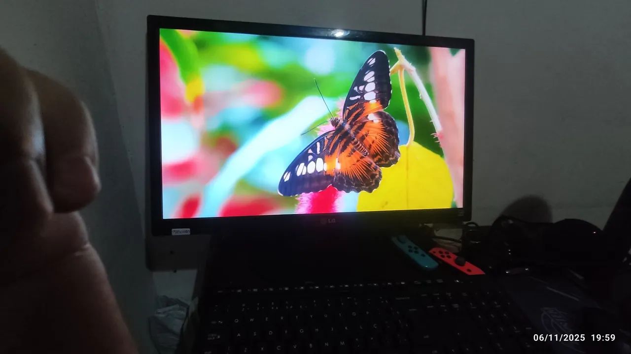 MONITOR LED LG 22" - Foto 2