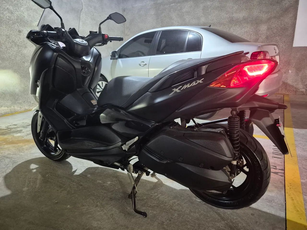 Xmax 250 2022 - Foto 4
