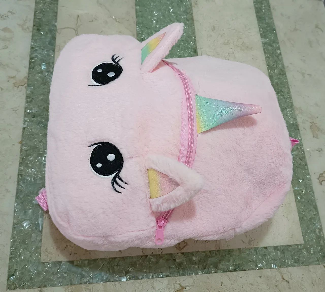 Mochila Unicórnio Rosa de Pelúcia  - Foto 3