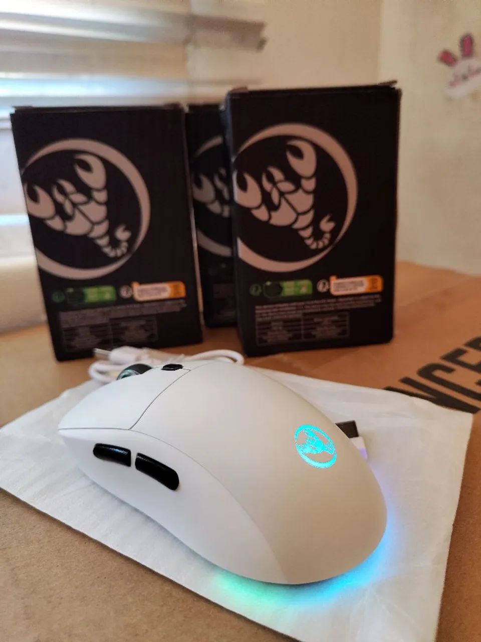 Mouse Gamer Sem Fio - Novo na Caixa - Foto 3