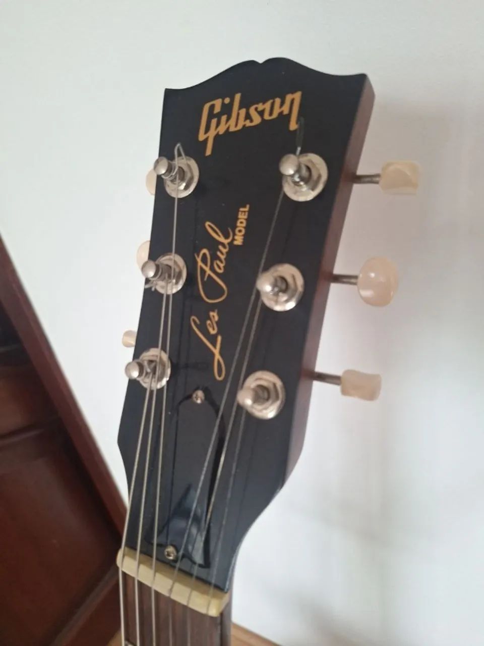 ギター Gibson Les Paul Special Tribute DC 2019 GUITARRA GIBSON LES PAUL SPECIAL TRIBUTE DC WORN CHERRY - GUITARRA