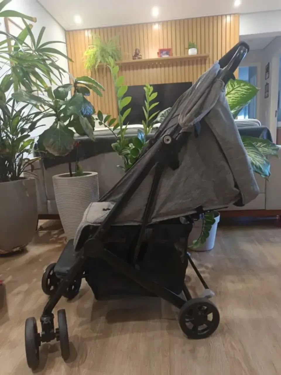 Carrinho de Bebê Cinza - Ótimo estado! - Foto 3