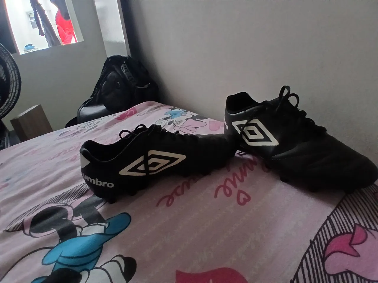 Chuteira campo umbro