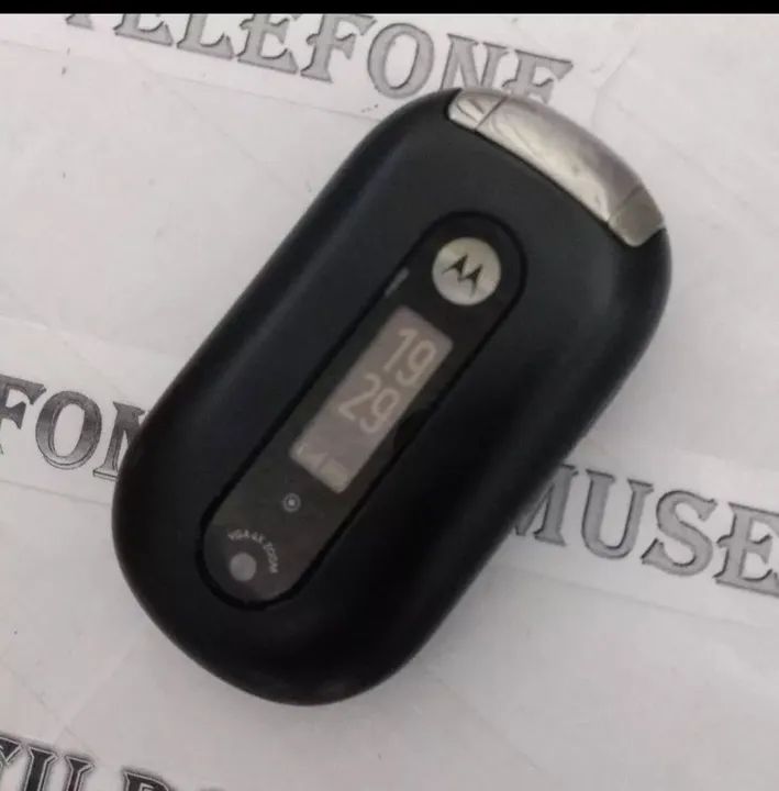 Motorola U6 Flip automático celular antigo RELIQUIA funcionando  - Foto 6