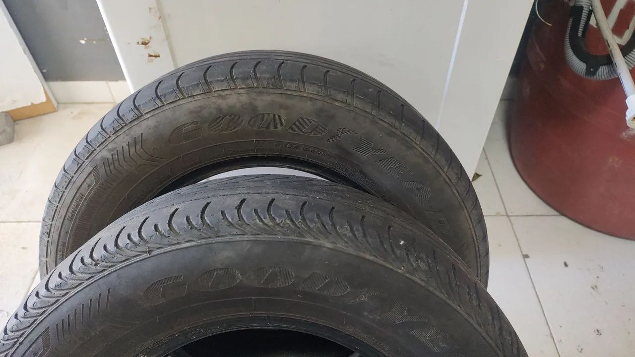 Pneus Usados Goodyear EfficientGrip - Foto 3
