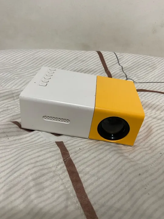 Projetor Portátil - Cinema em Casa