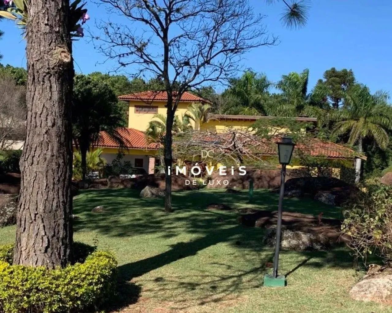 Casa com Uma Linda Área Verde para VENDA ou LOCAÇÃO no Condomínio Monte Belo - Salto/SP