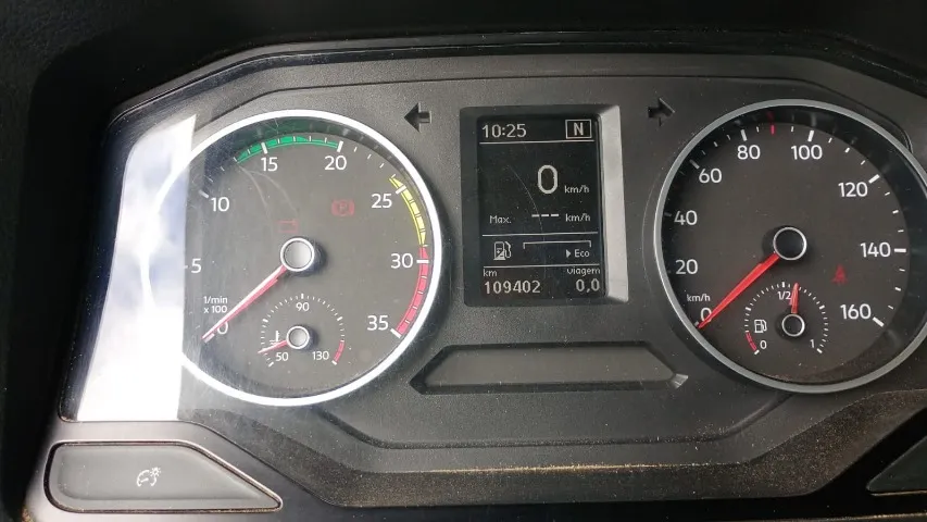 DELIVERY 9.170 DRC 4X2 MODELO 2021 VOLKSWAGEM COM BAÚ FACCHINI
