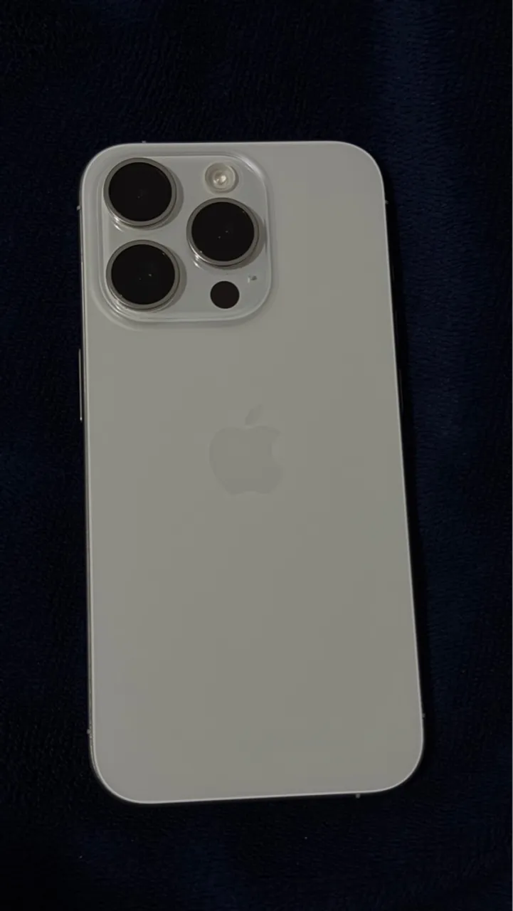 iPhone 15 pro 256gb usado