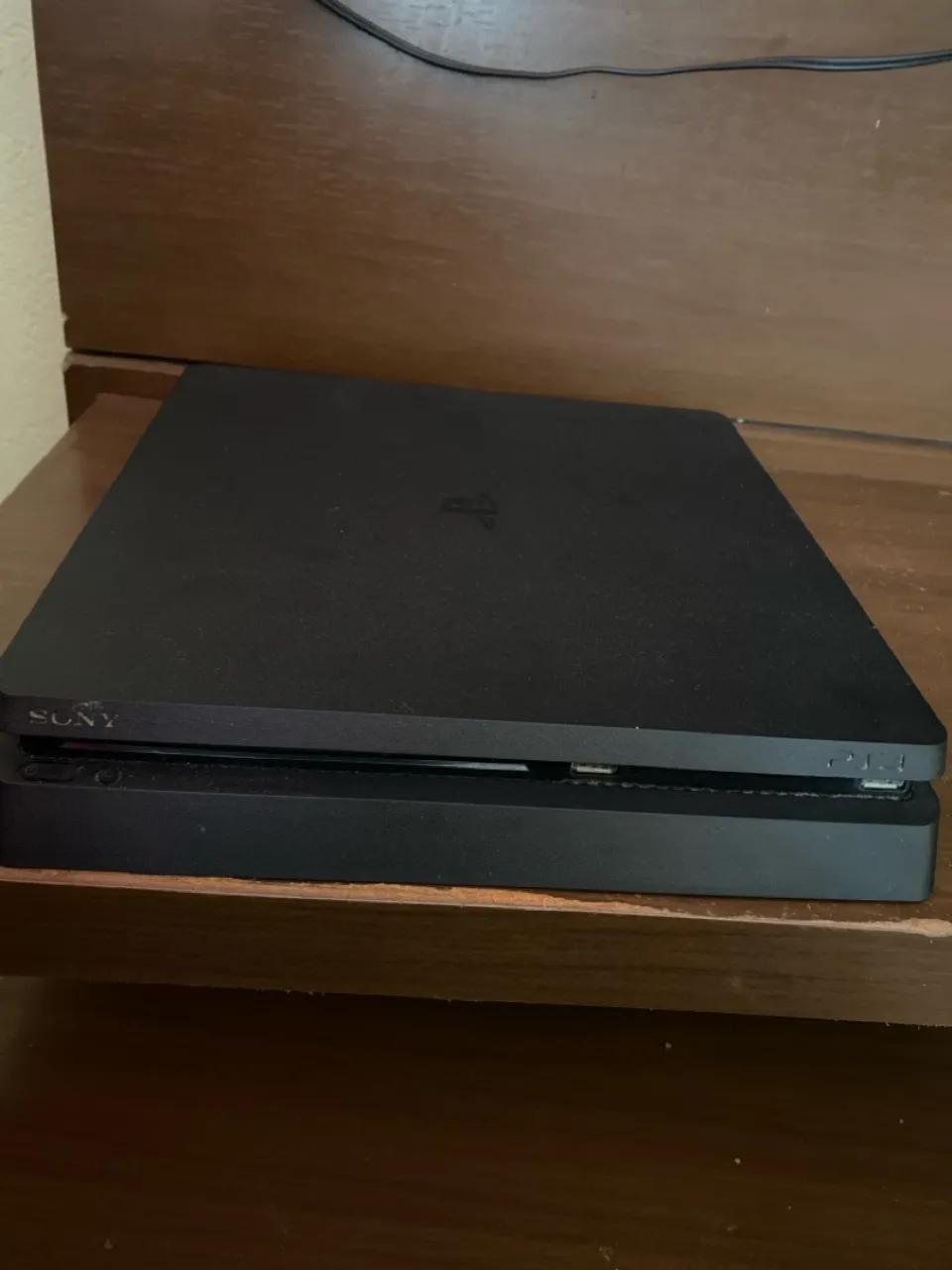 PlayStation 4 - Console Seminov