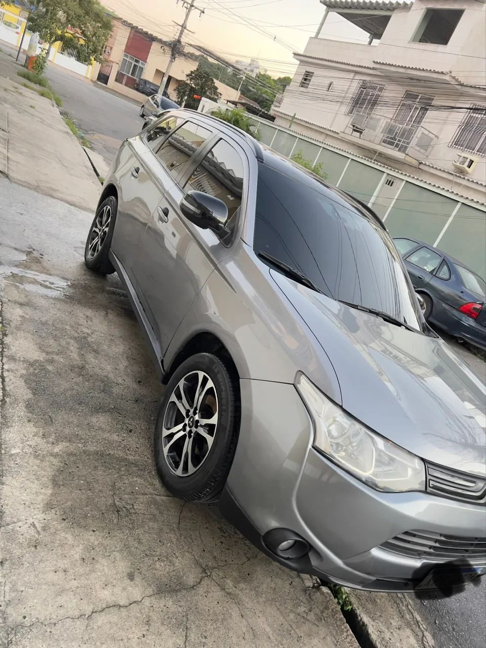 Mitsubishi Outlander OUTLANDER 2.0 16V 160cv Aut. 2014