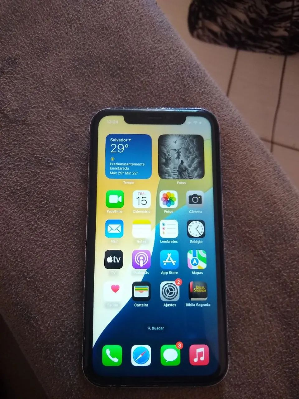 iPhone XR 
