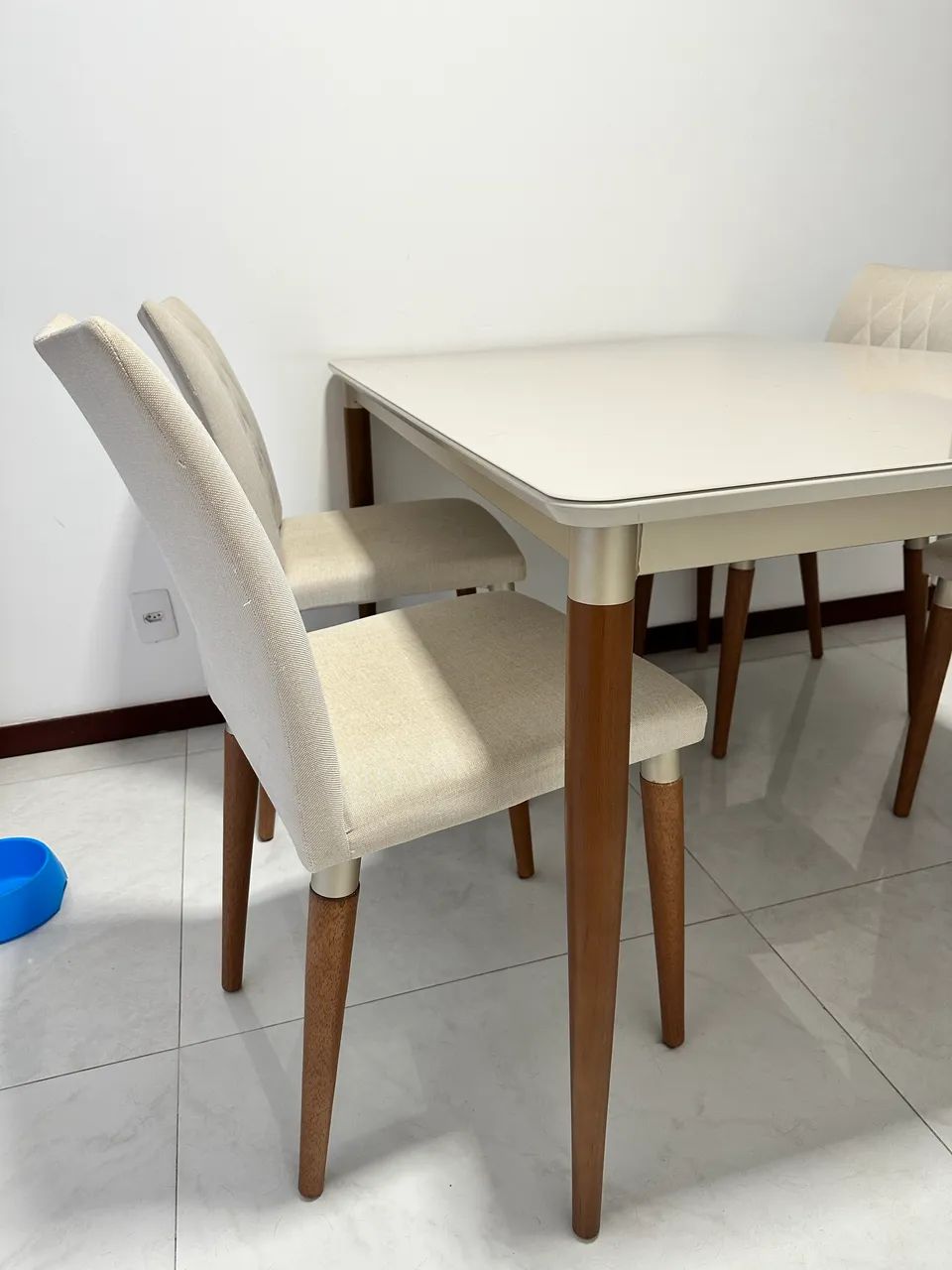 Mesa 4 cadeiras - Tampo de Vidro - Foto 2