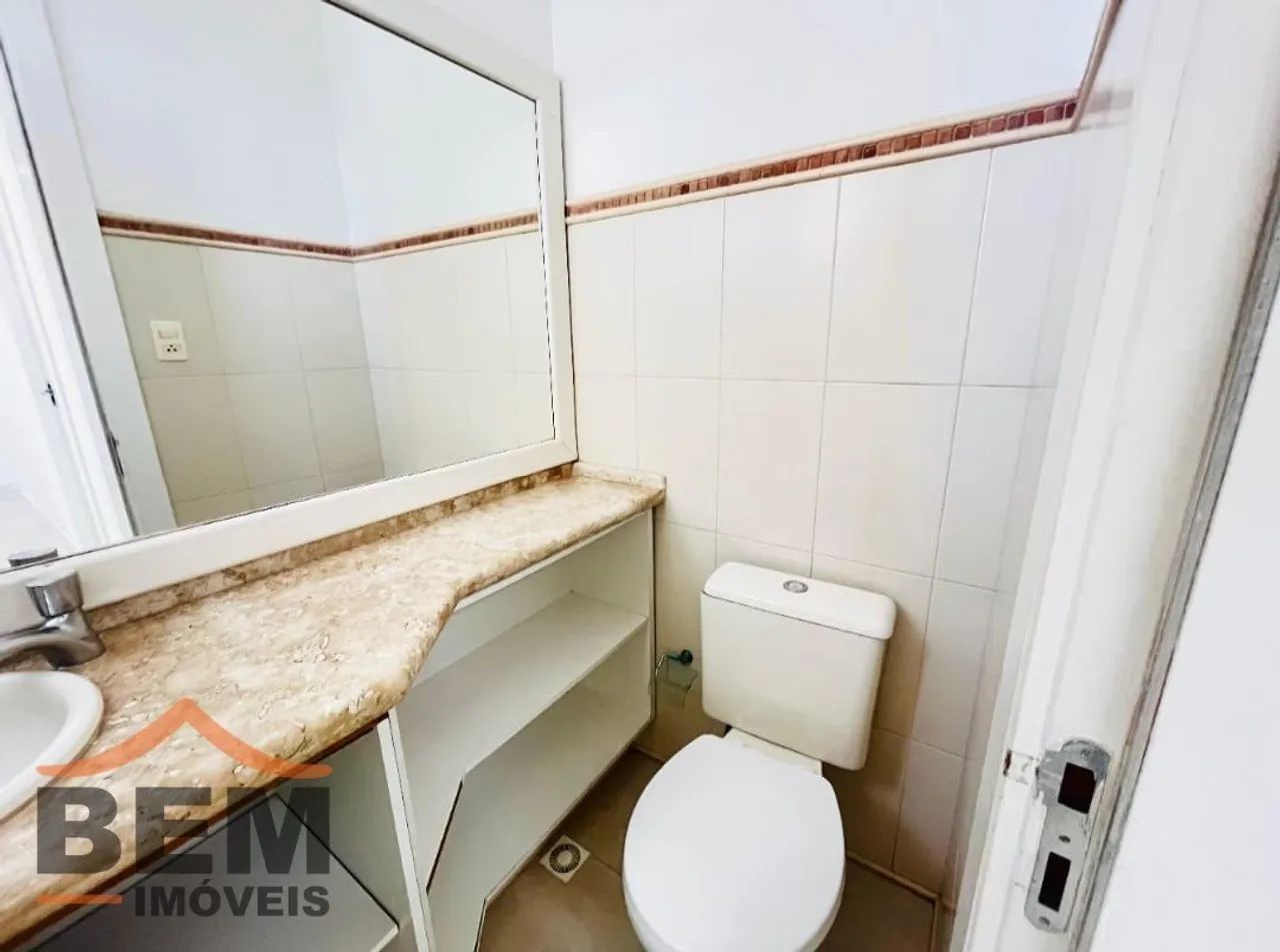Excelente sala de 36m² para locação no Centro de Itajaí/Sc - Foto 2
