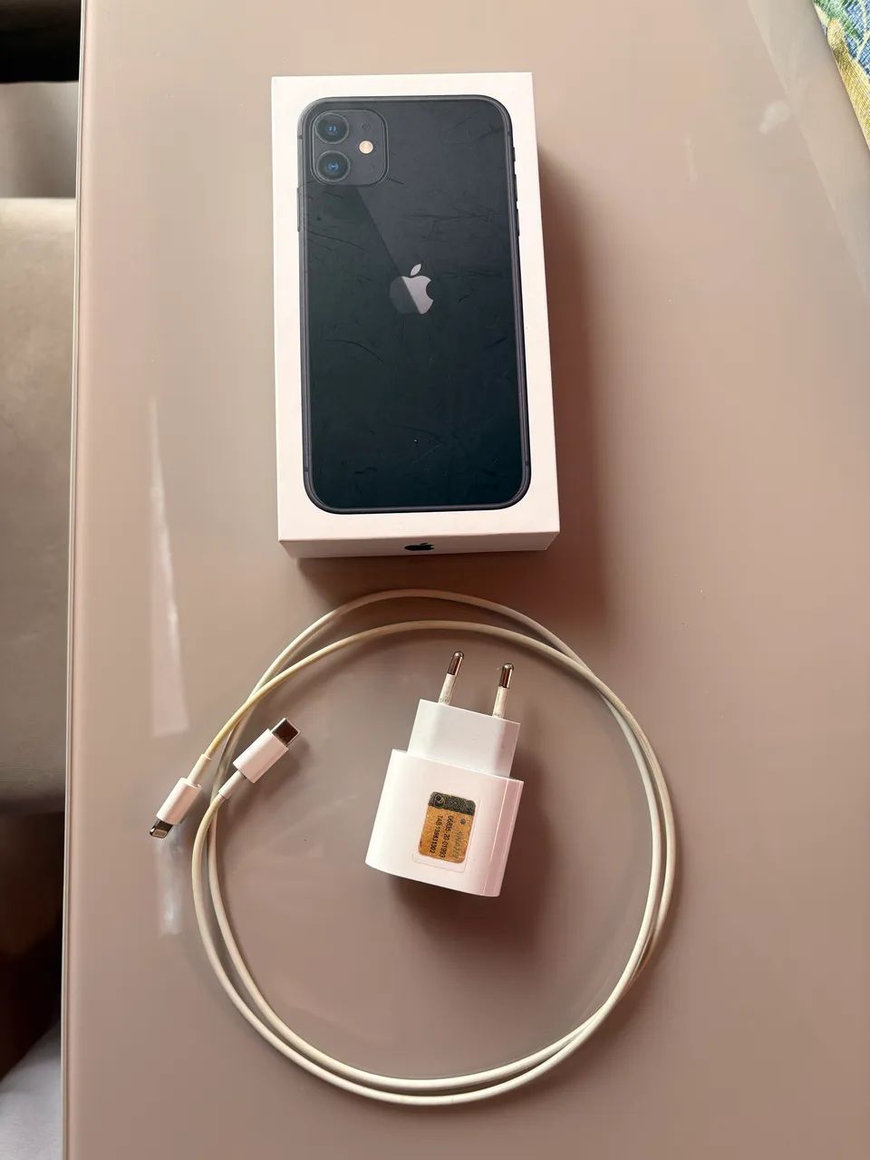 Vendo iPhone 11 64GB - Em ótimo estado! - Foto 5