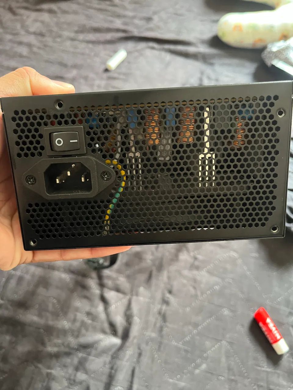Fonte pra pc kcas-700w, funcionando perfeitamente  - Foto 4