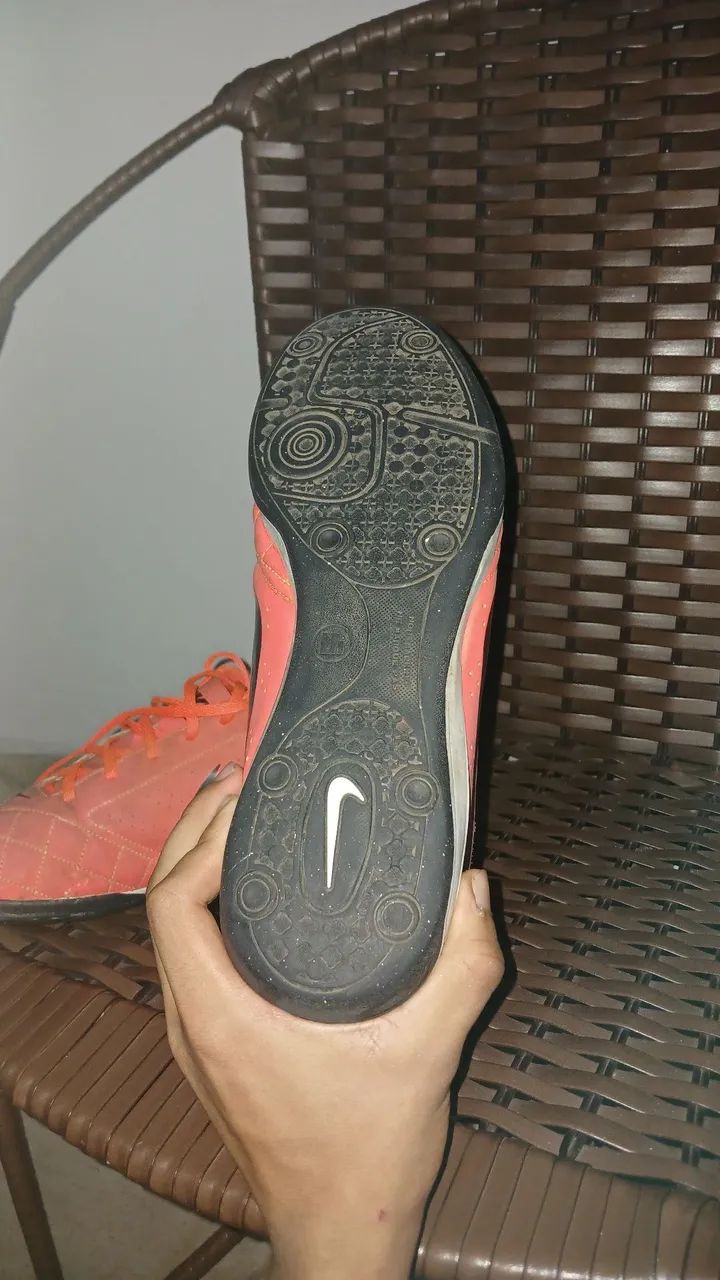 Chuteira Nike beco - Foto 2