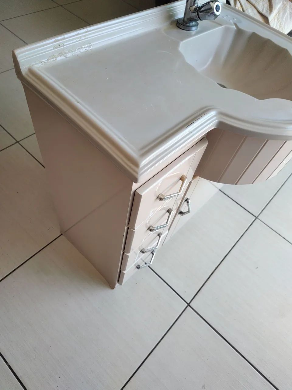 Gabinete de banheiro completo com torneira - Foto 2