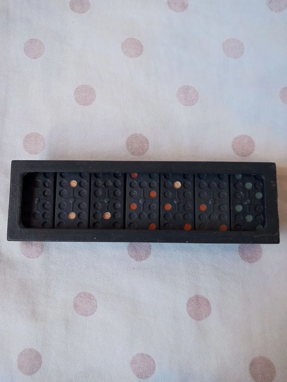 Dominó de plástico colorido. - Foto 2