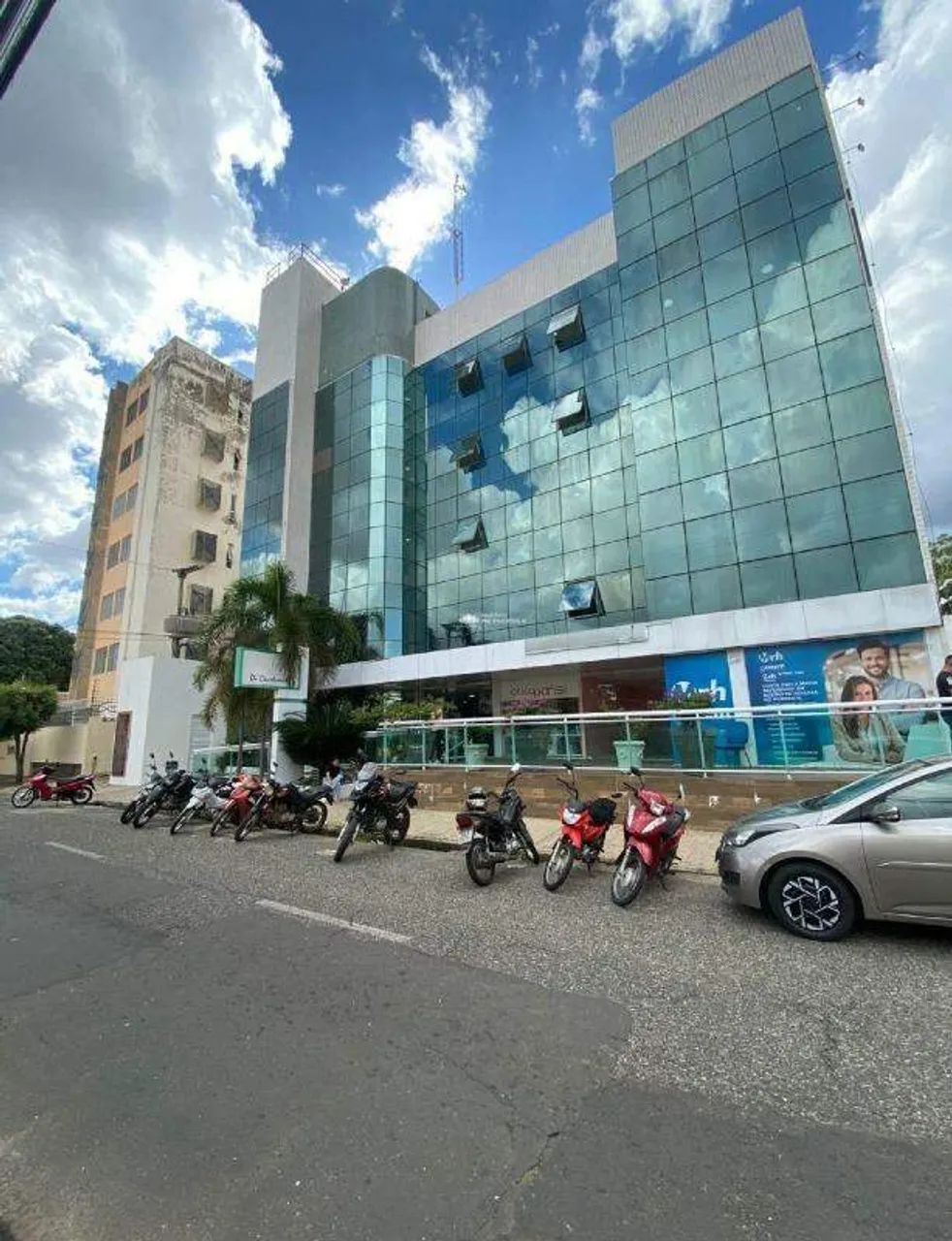 SALA COMERCIAL NO CENTRO NORTE.