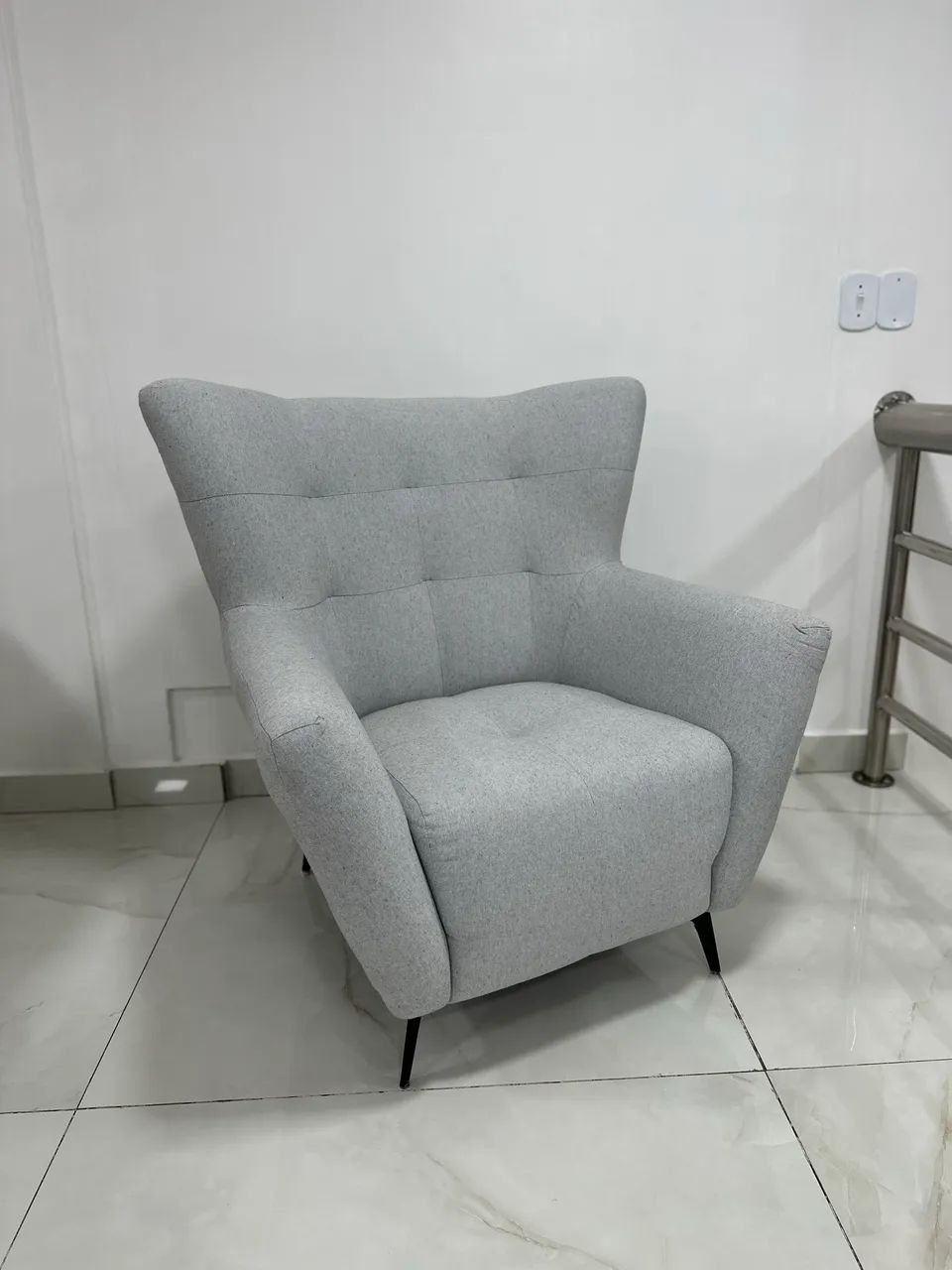 POLTRONA JACKY FIXA LINHO CINZA MOVEIS ESTRELA NOVA 