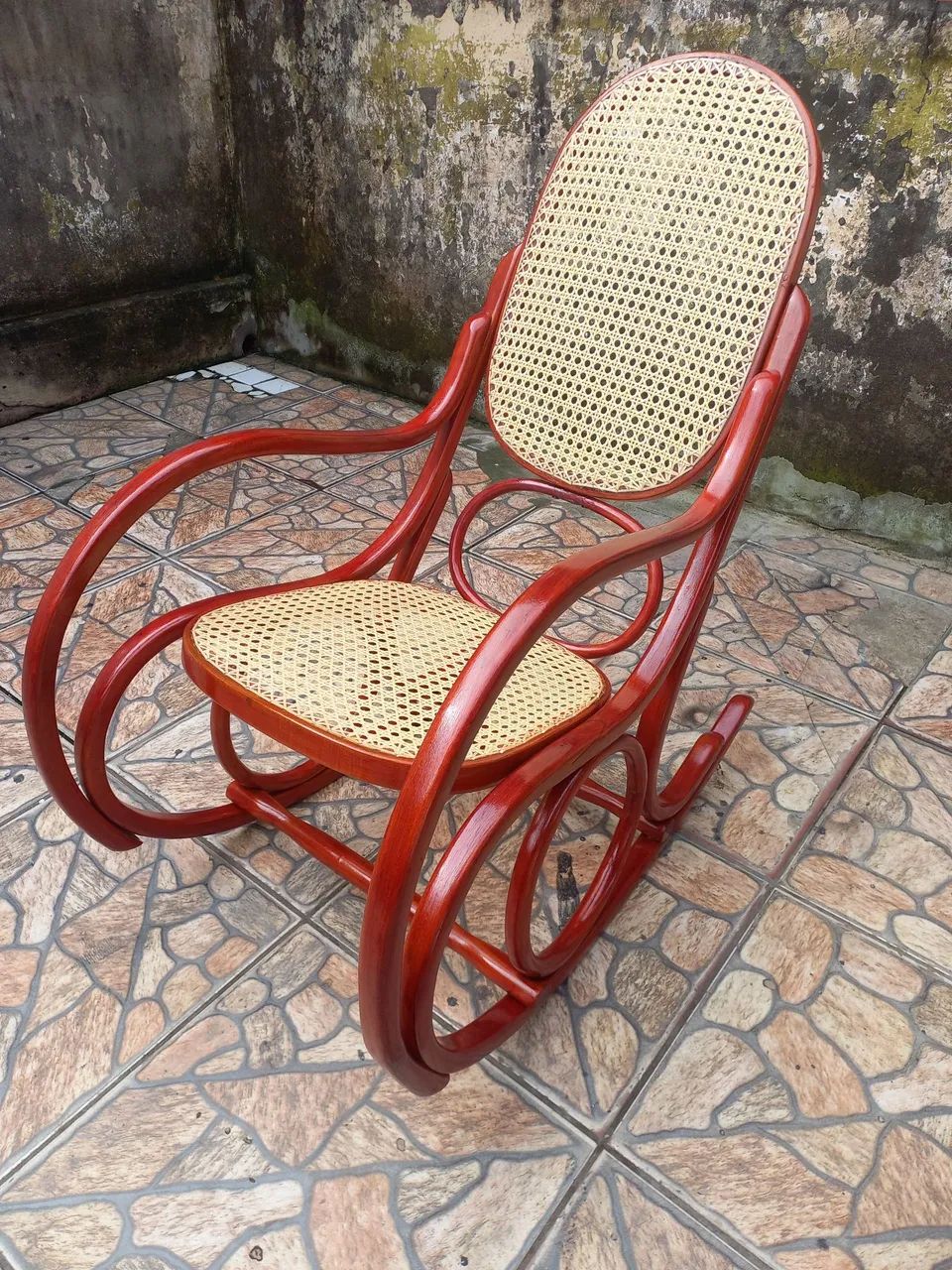 Restauração de cadeiras palhinha  - Foto 3