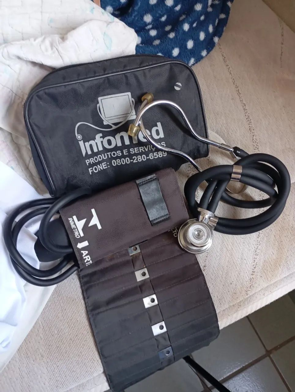 Estetoscópio + aparelho de pressão Infomed - Foto 2