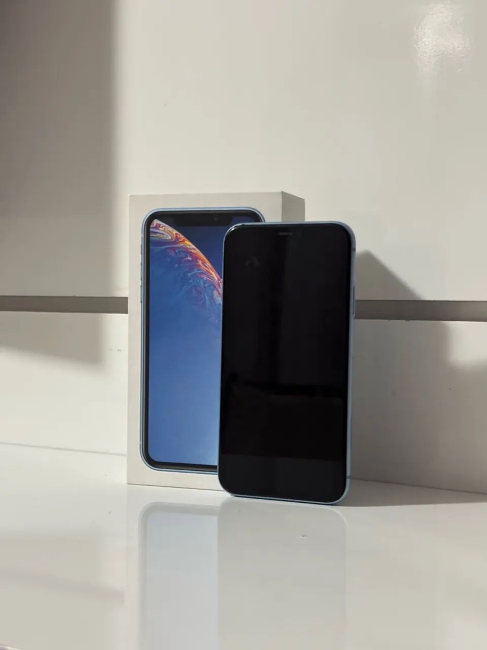 iPhone XR - 64gb 