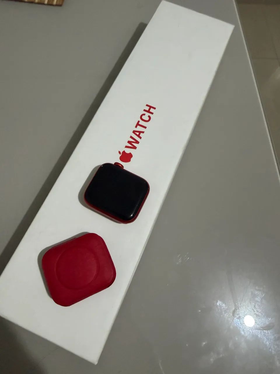Apple Watch 6 40mm RED Super conservado - Foto 4