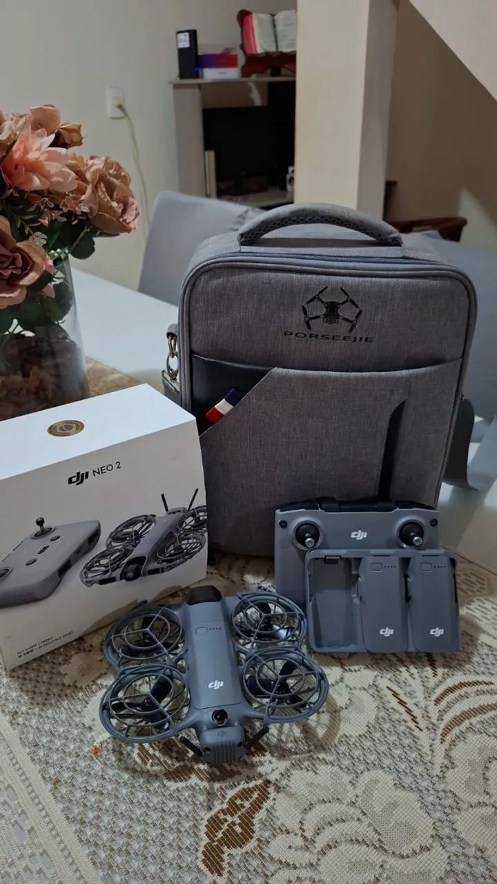 Drone Dji Neo 2 Fly More Combo (com Controle Sem Tela)