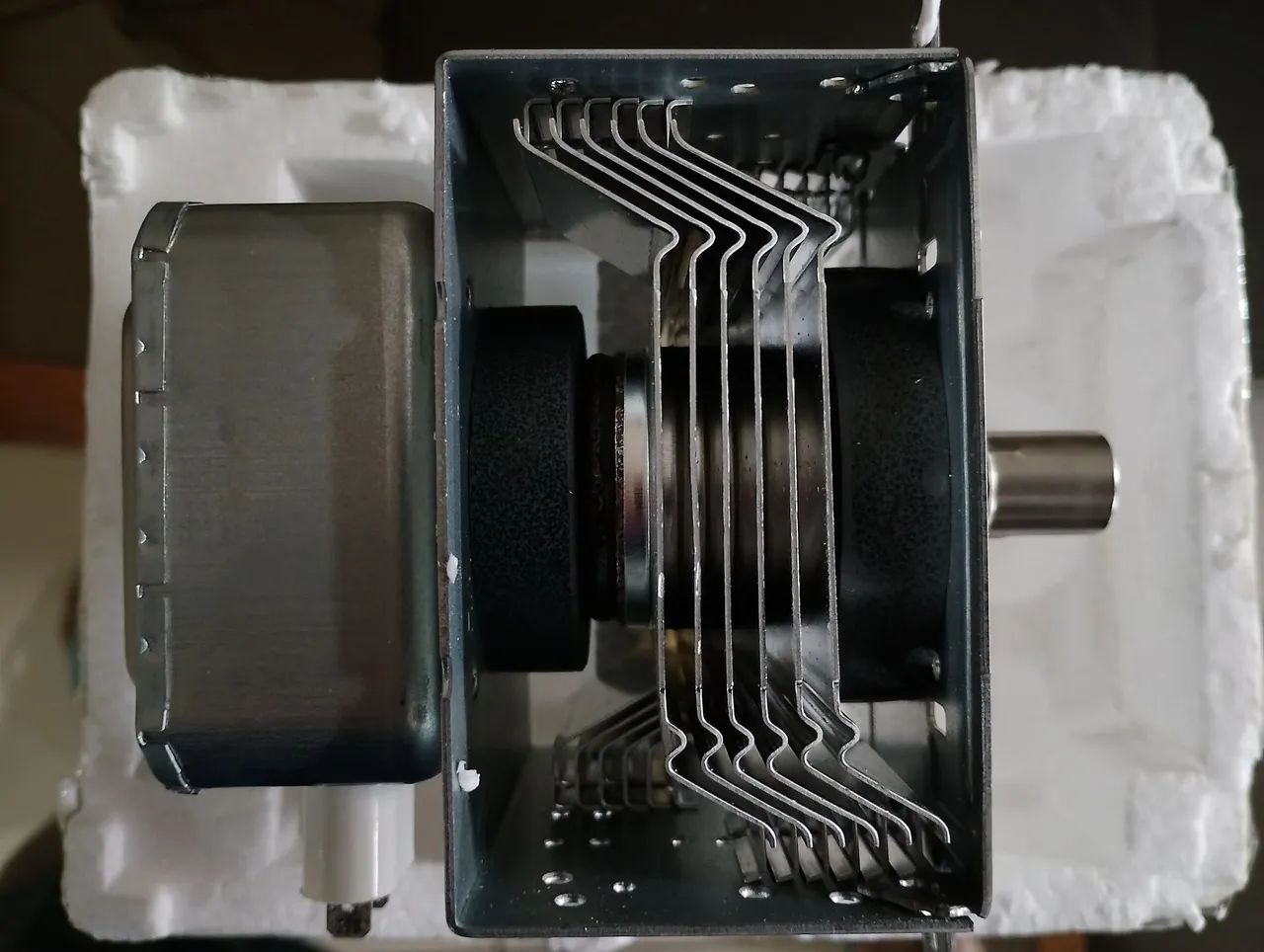 Magnetron  - Foto 2
