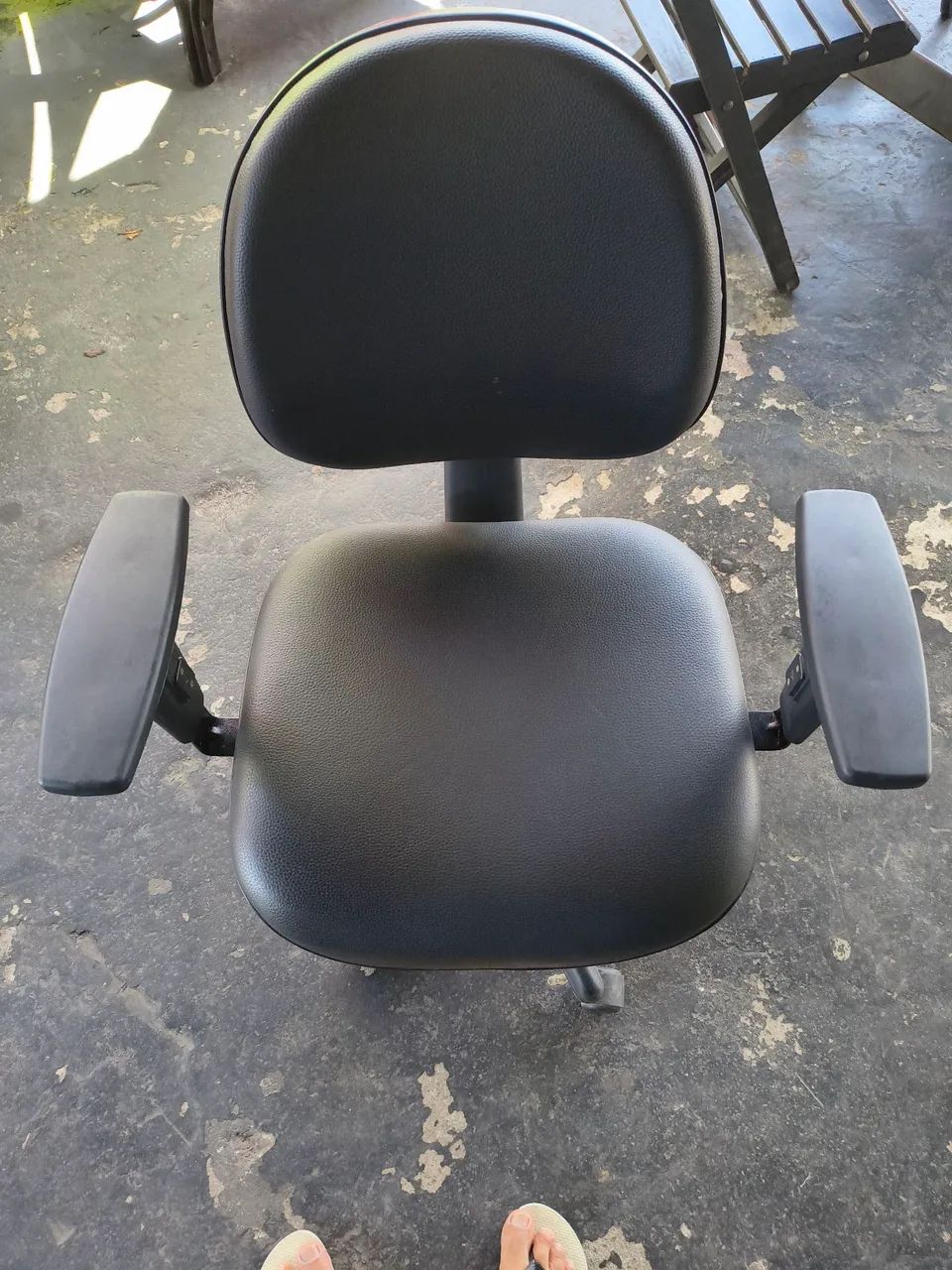 Vendo mesa e cadeira R$ 300 - Foto 3