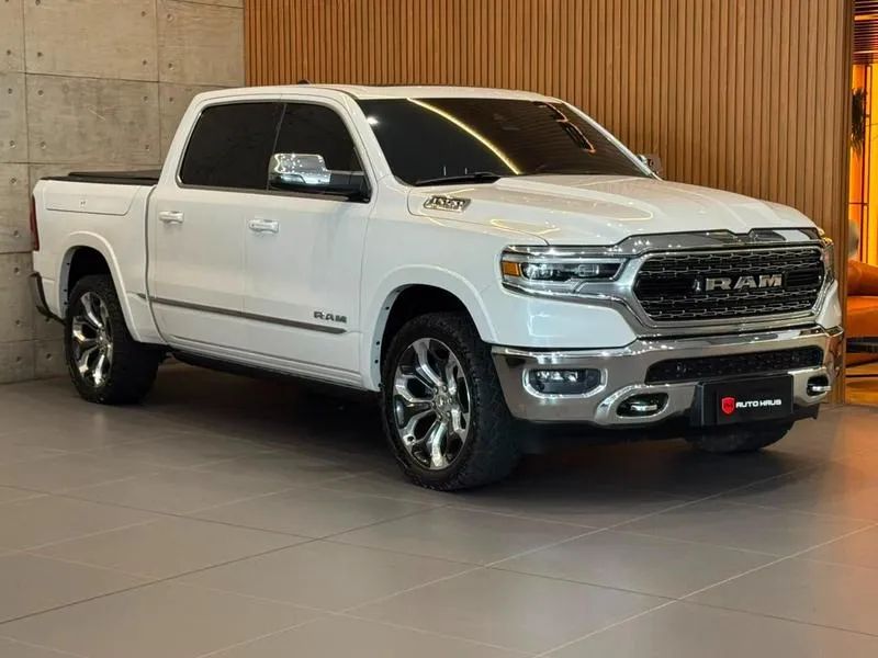 Ram 1500 Limited 5.7 CD 4X4 Aut. 2023 - Foto 2