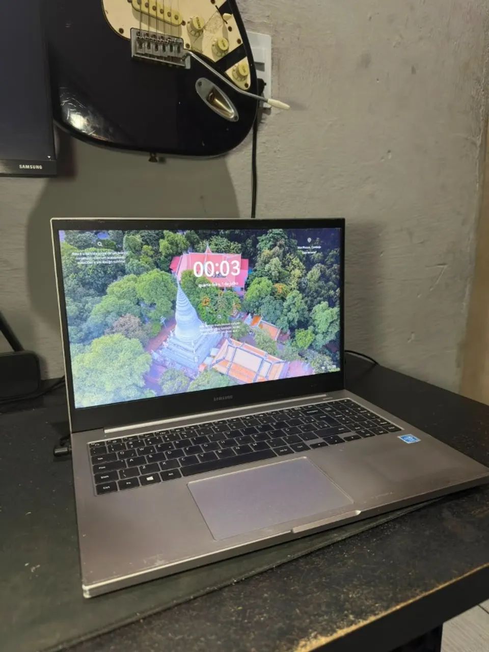 SAMSUNG BOOK E20 - Foto 2