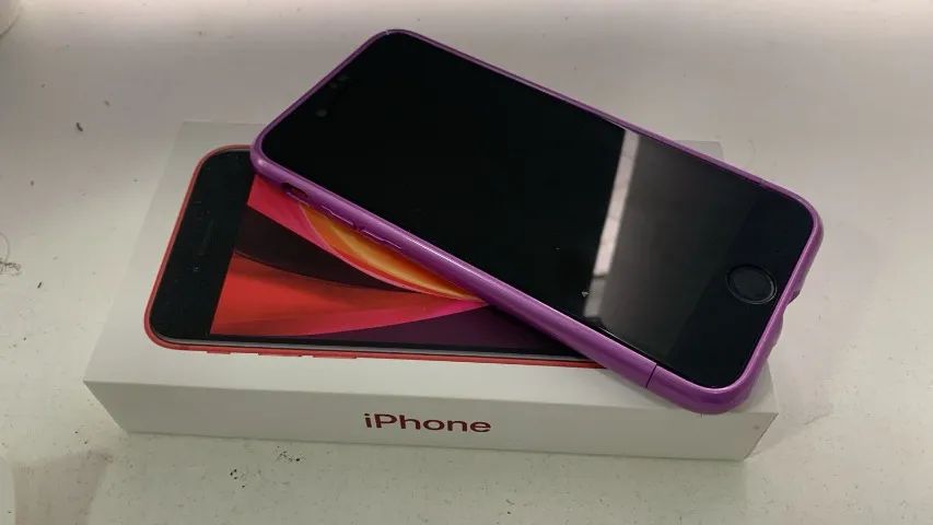 iPhone SE 2ª Geração 64GB (Product Red) - Completo - Bateria