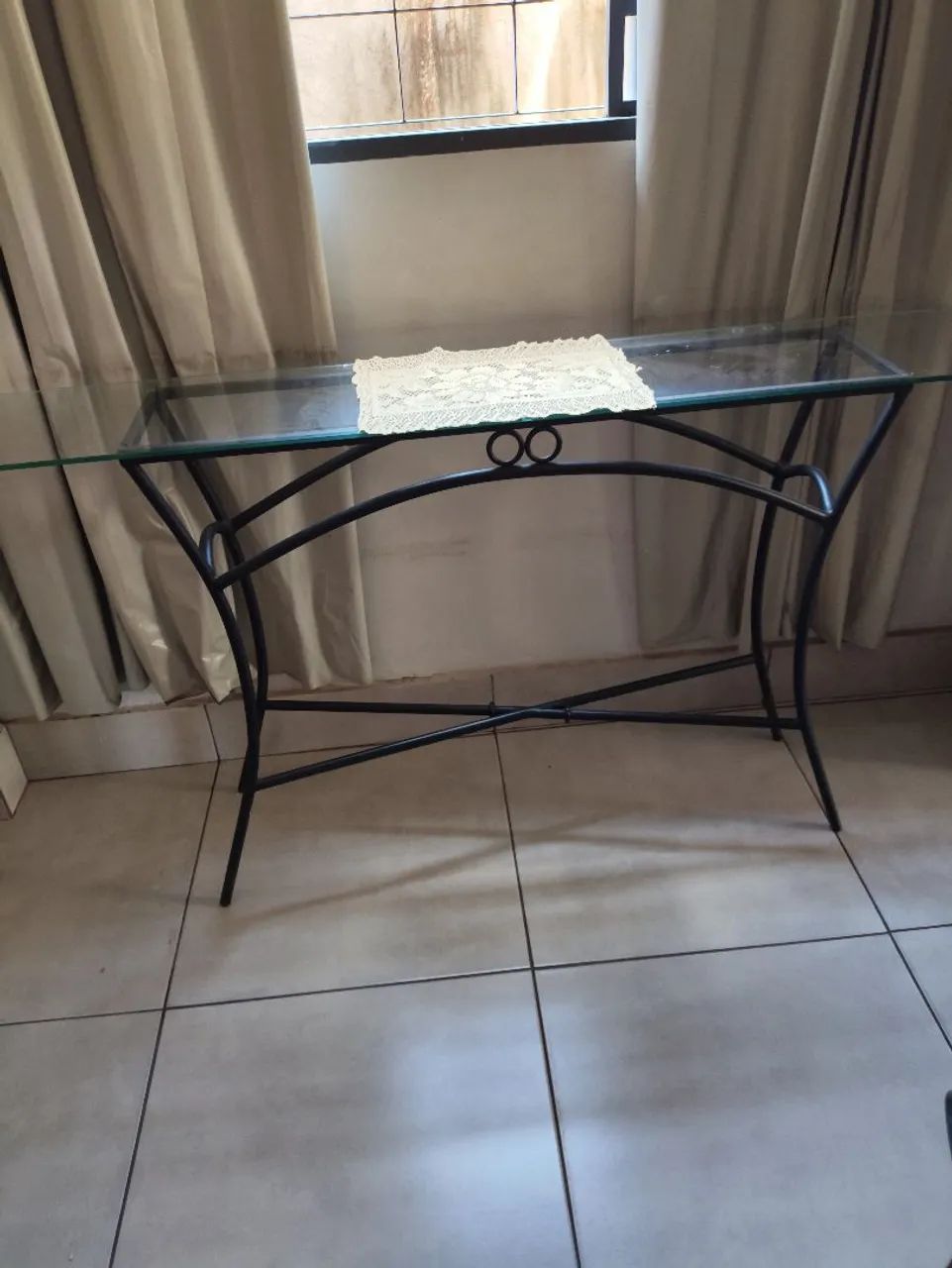Mesa de centro e aparador em metal e vidro rústicos  - Foto 3