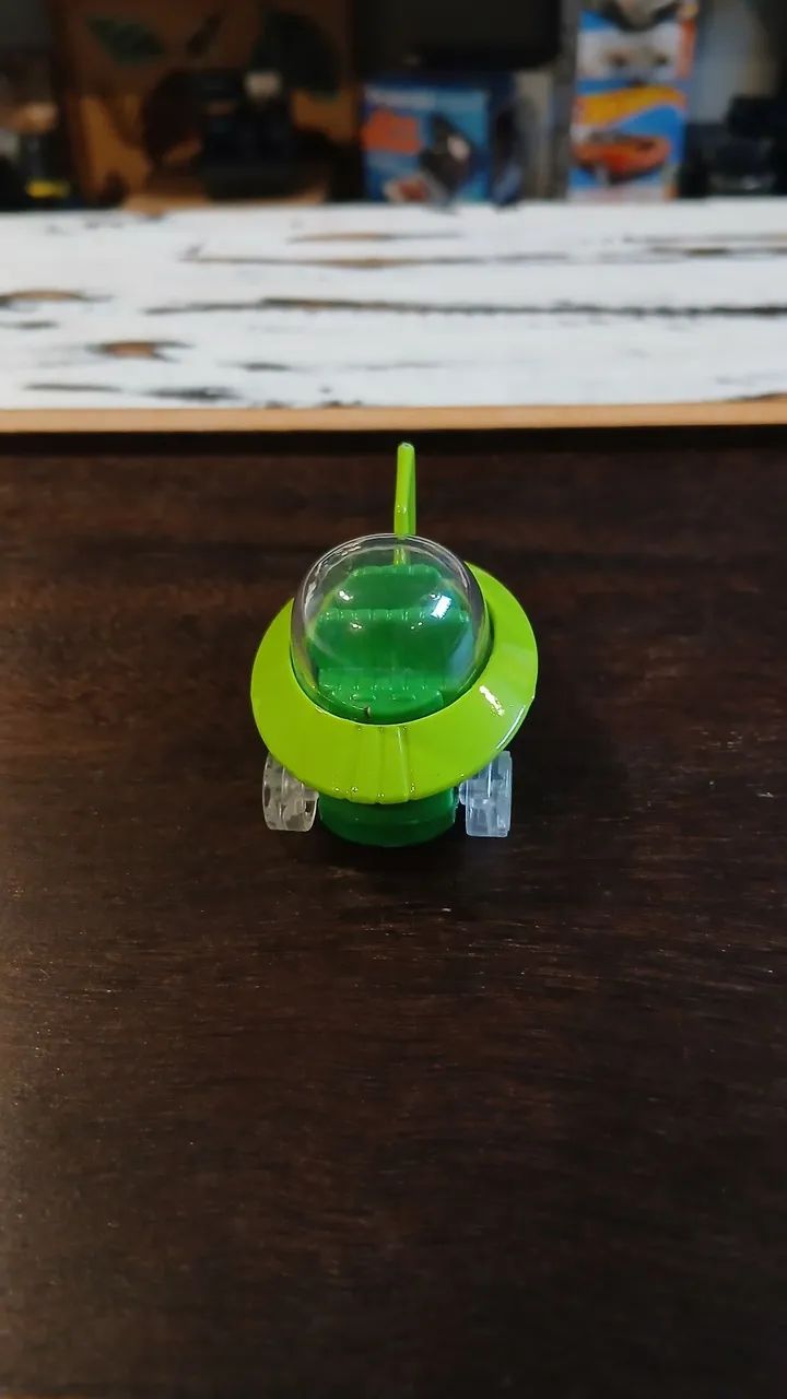 Carro cápsula dos Jetsons. Da Hotwheels  - Foto 4