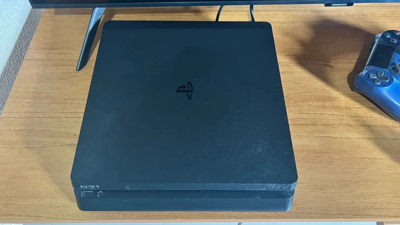 Ps4+ 4 controles  - Foto 3