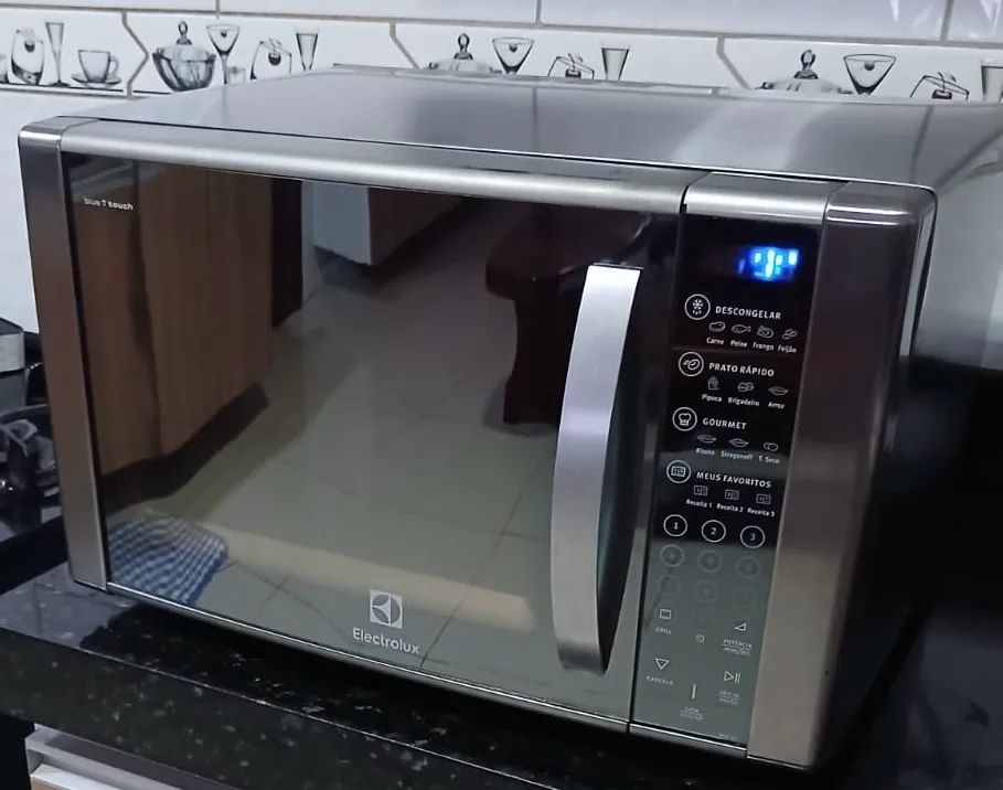Microondas Electrolux inox 