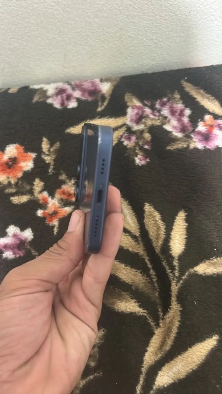 iPhone 11 na carcaça do 17 - Foto 3