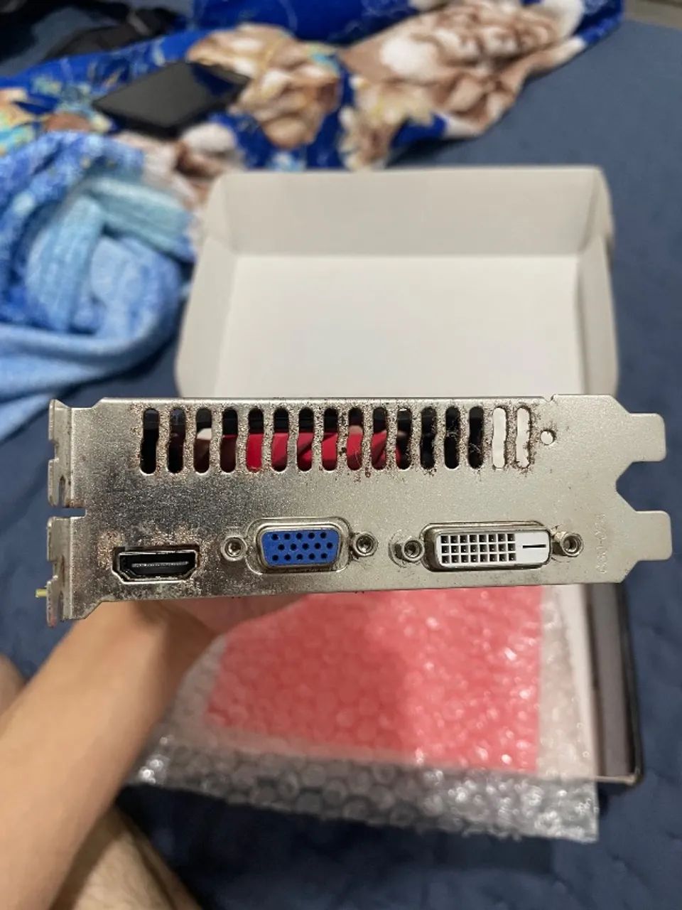 Placa de vídeo AMD Radeon HD 6750 1GB - Foto 2