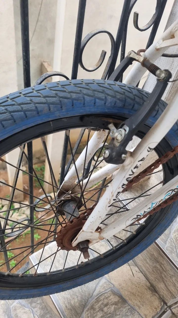 Bicicleta bmx aro 20 STX - Foto 3
