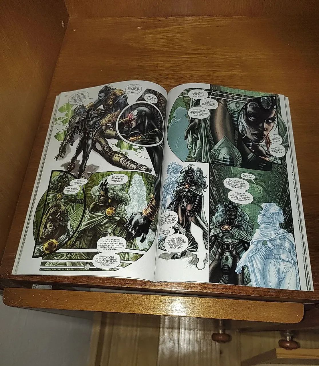 Surpreendentes X-Men Caixa Fantasma Panini Comics - Livros e