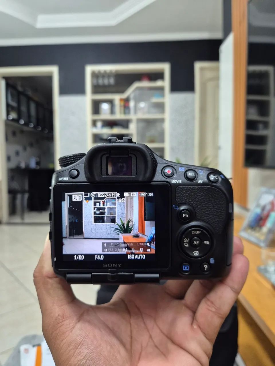 Câmera Sony Alpha DSLR SLT A65  - Foto 3