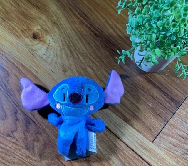 Stitch de pelucia importado (desapego)
