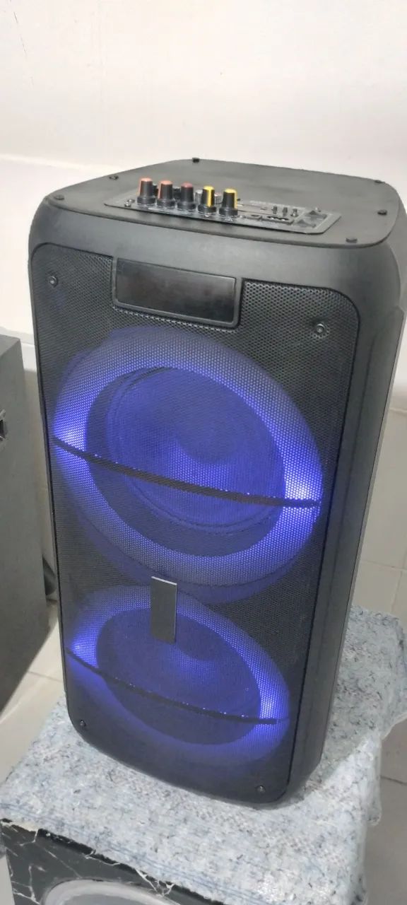 Caixa de som Bluetooth torre