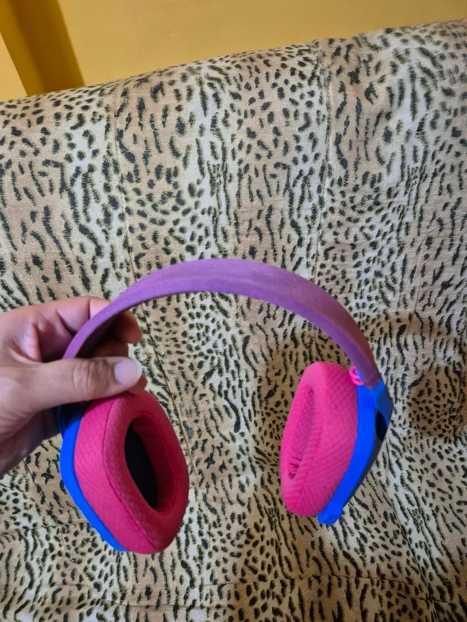 headset Logitech g435  - Foto 2